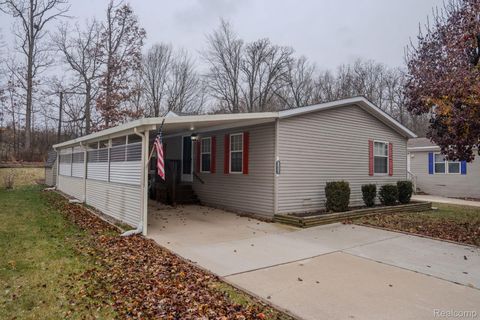 13480 Denver Drive Hartland Township MI 48353