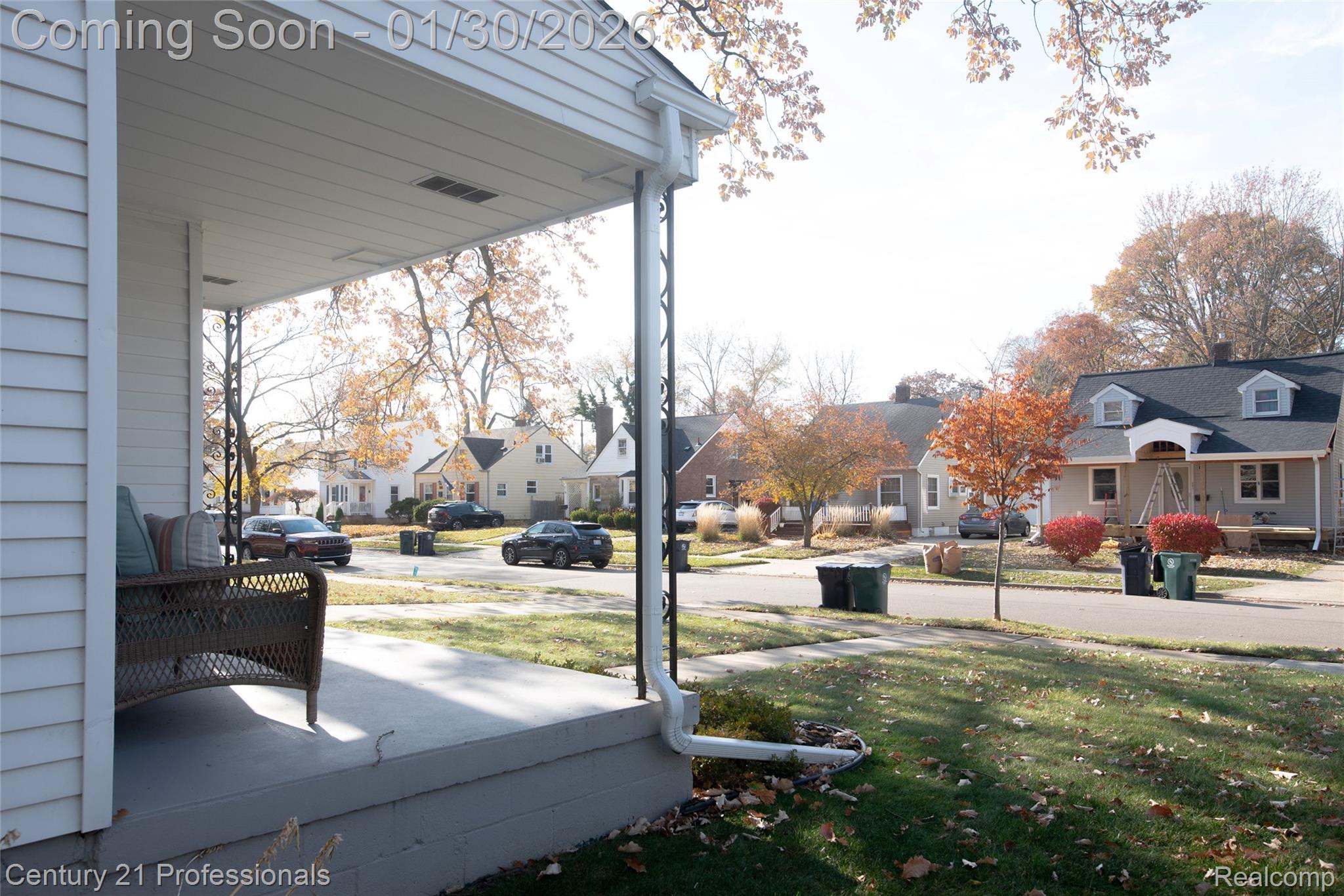 900 N Rembrandt Avenue