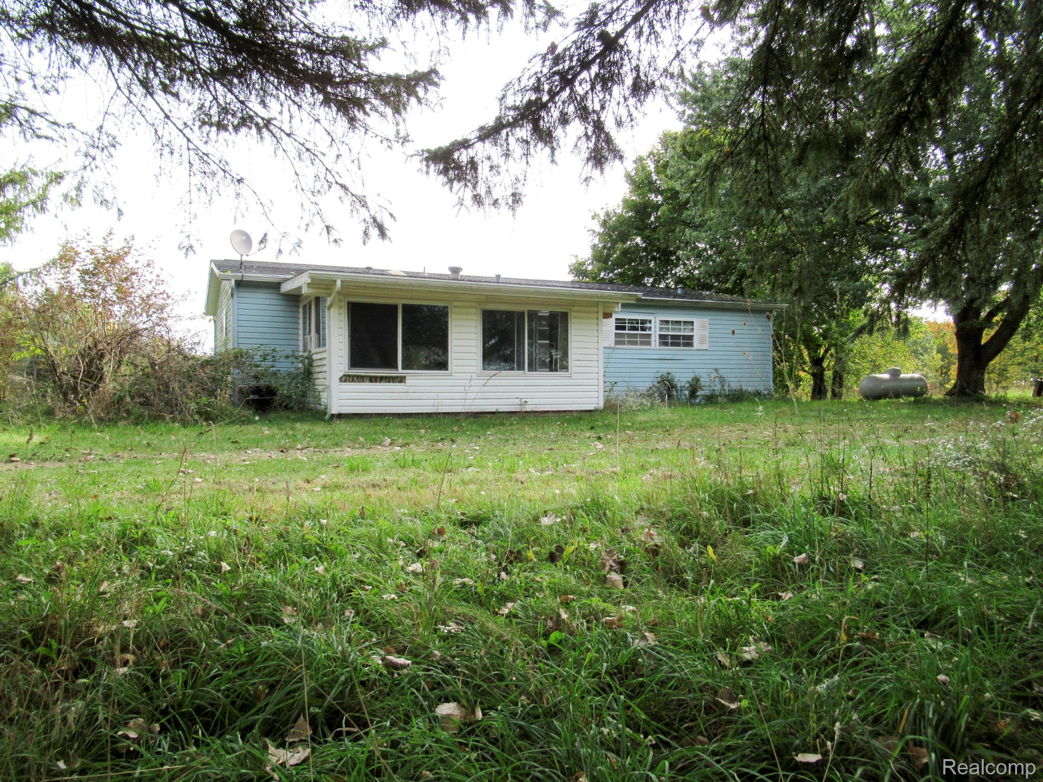 6191 Oliver Road