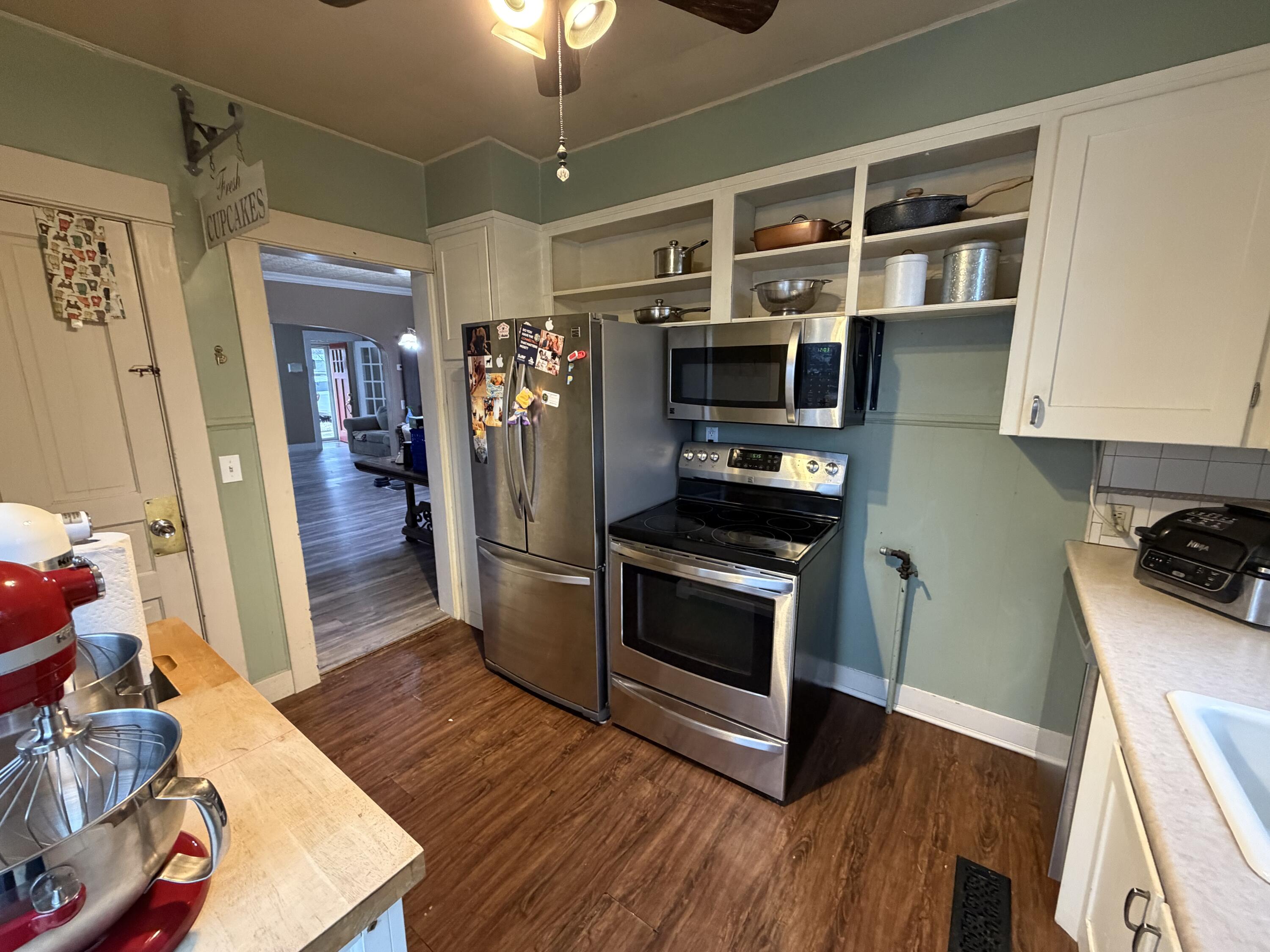 169 N Kalamazoo Avenue