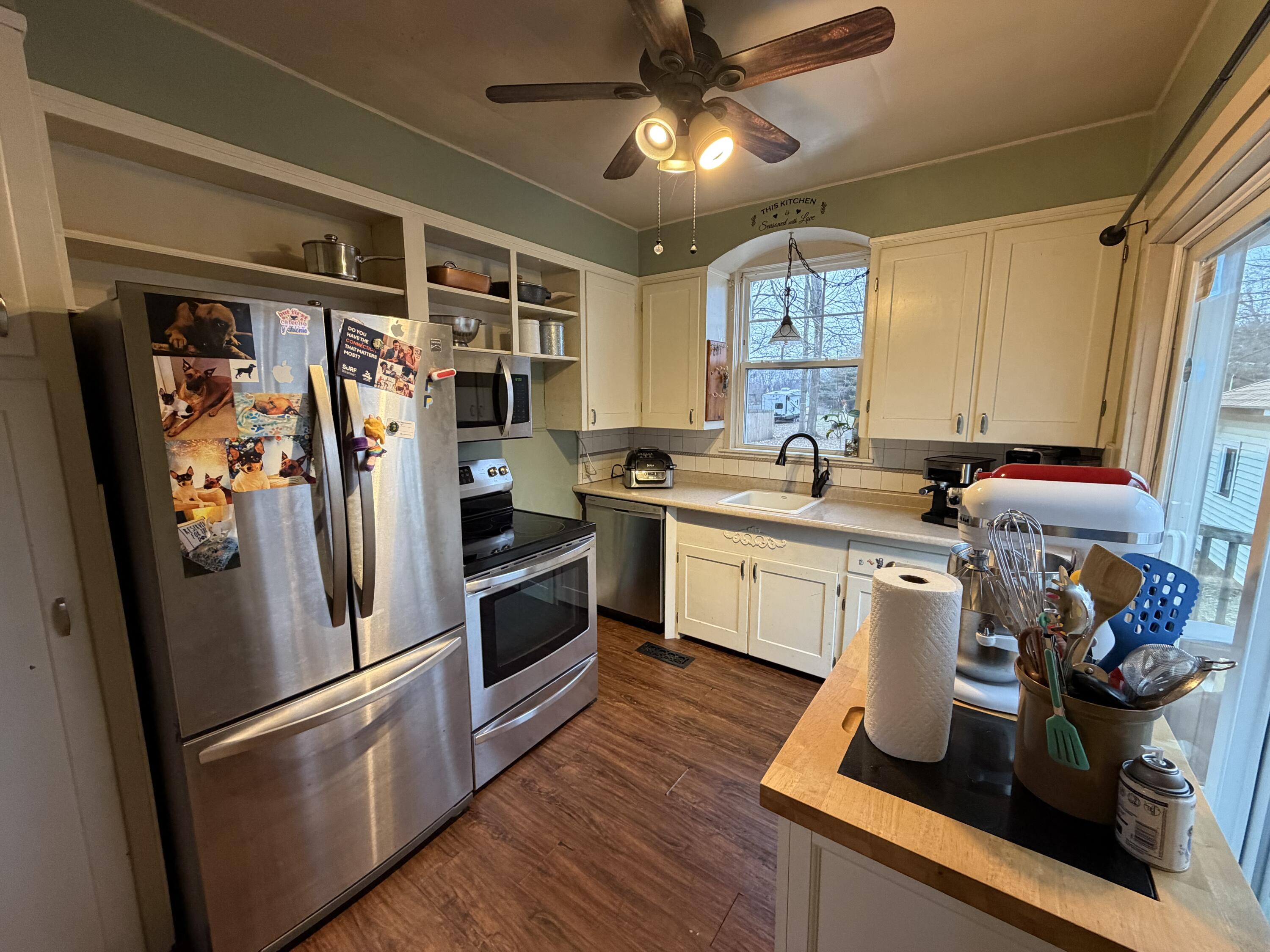 169 N Kalamazoo Avenue