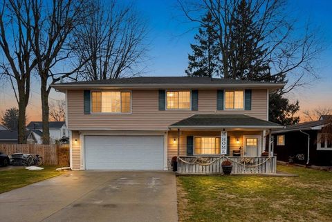 1806 Michigan Street Algonac City MI 48001