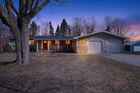 Photo of 3970 W Melody Lane, Hart Township, MI 49420 (MLS # 65026013467)