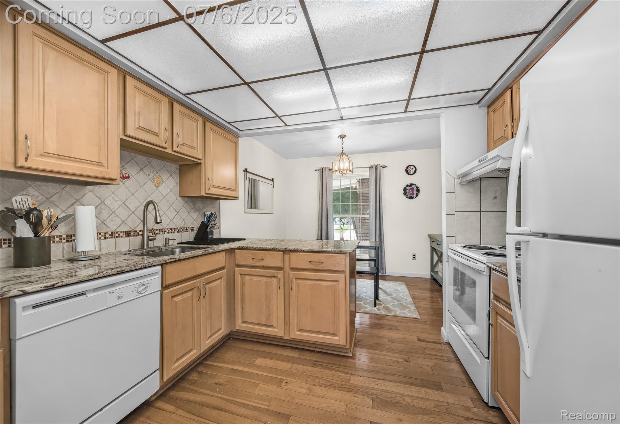 Rochester Hills City, Michigan 48309, United States, 3 Bedrooms Bedrooms, ,3 BathroomsBathrooms,Residential,Coming Soon,164375