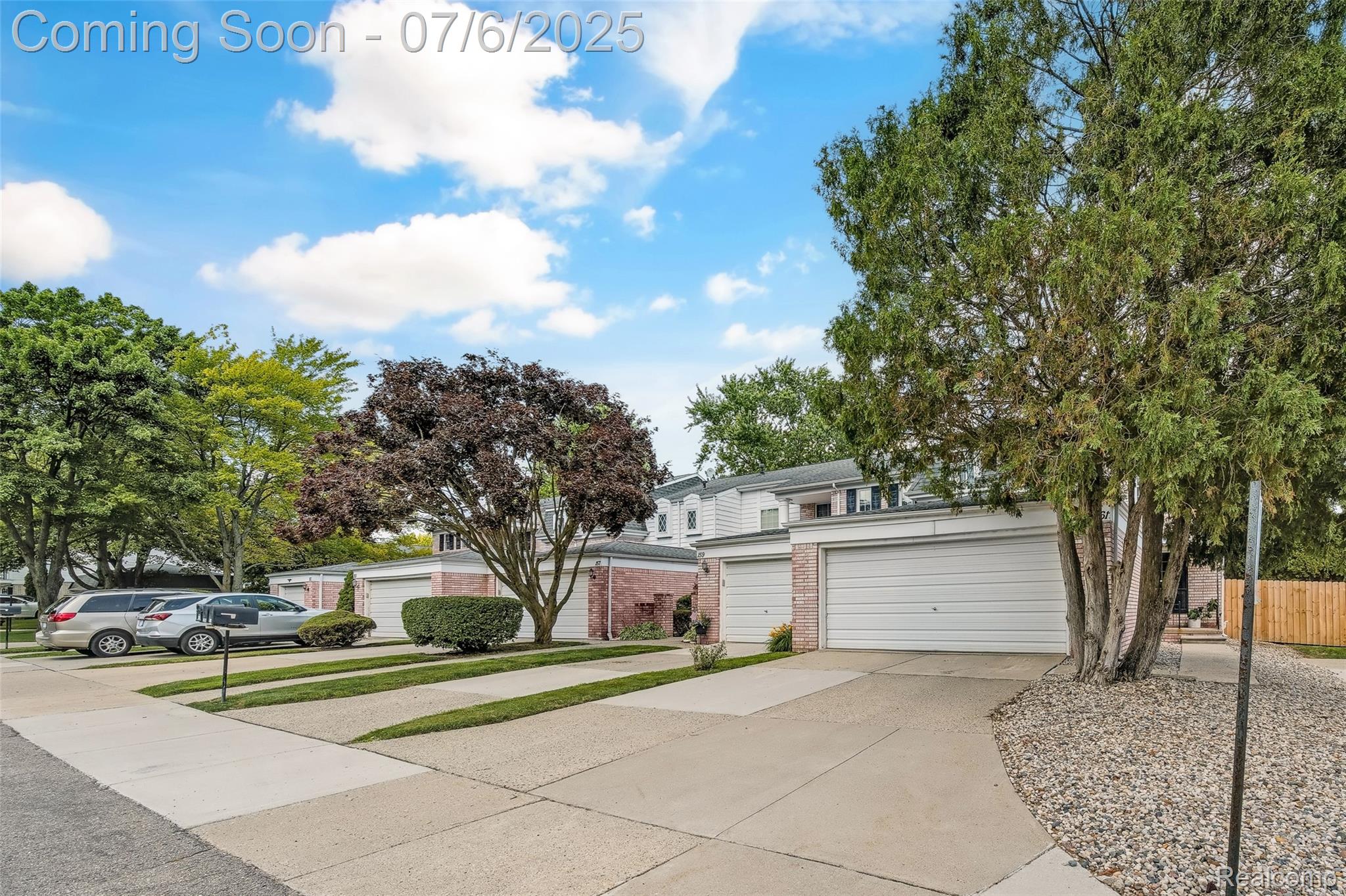 Rochester Hills City, Michigan 48309, United States, 3 Bedrooms Bedrooms, ,3 BathroomsBathrooms,Residential,Coming Soon,164375