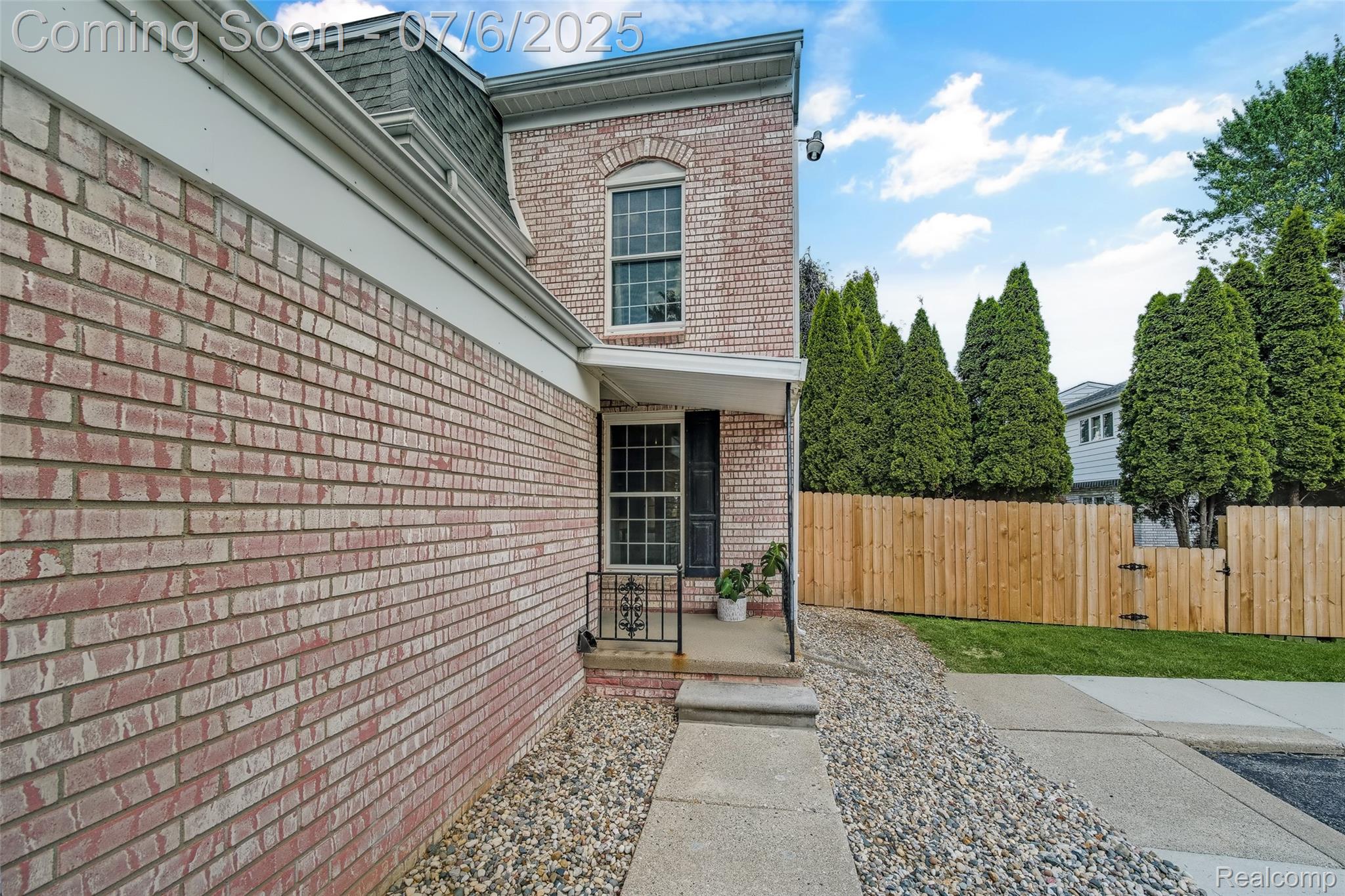 Rochester Hills City, Michigan 48309, United States, 3 Bedrooms Bedrooms, ,3 BathroomsBathrooms,Residential,Coming Soon,164375