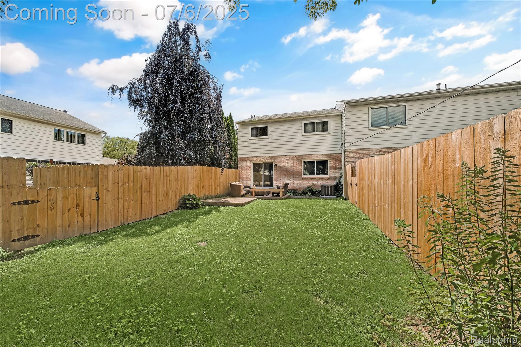 Rochester Hills City, Michigan 48309, United States, 3 Bedrooms Bedrooms, ,3 BathroomsBathrooms,Residential,Coming Soon,164375