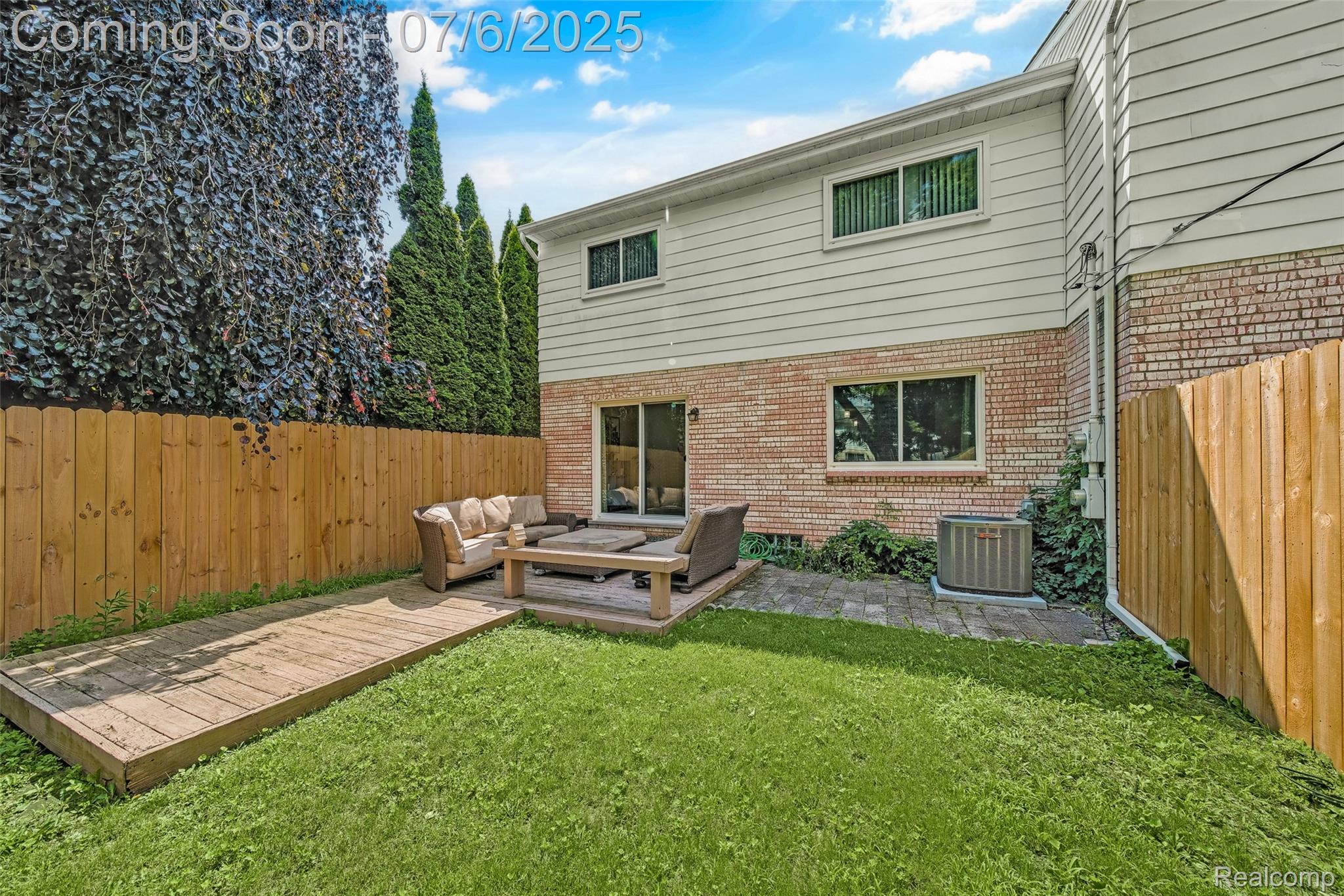 Rochester Hills City, Michigan 48309, United States, 3 Bedrooms Bedrooms, ,3 BathroomsBathrooms,Residential,Coming Soon,164375