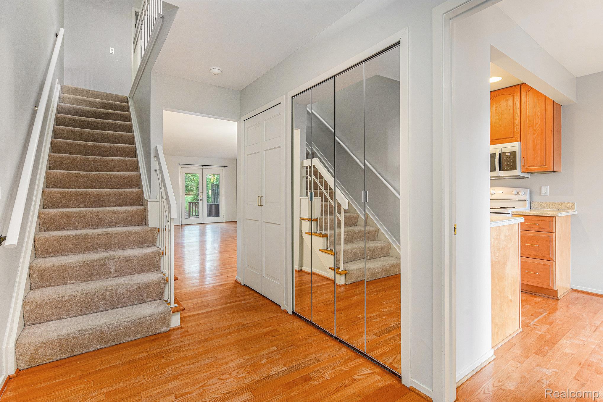 1090 Greenhills Drive