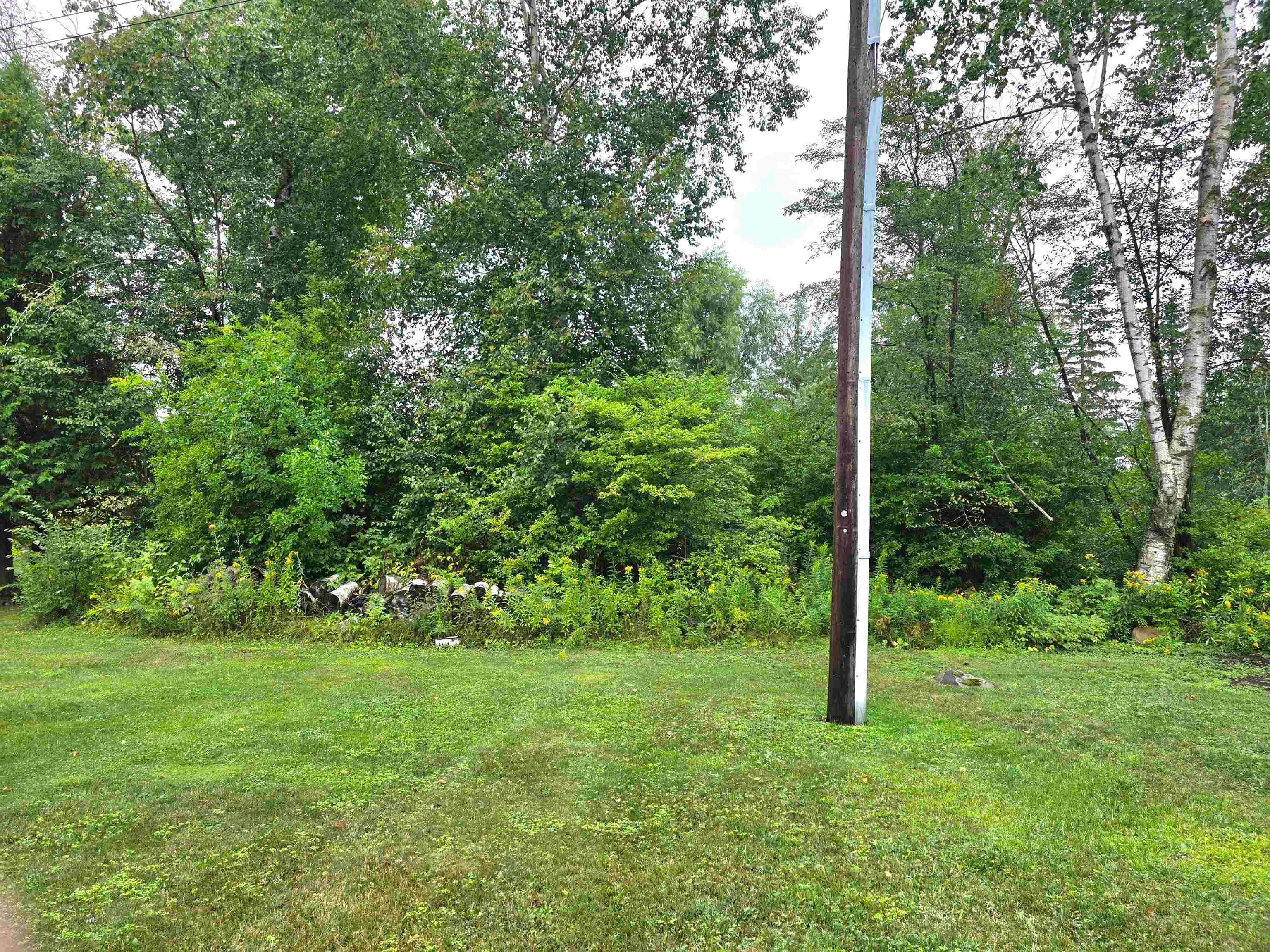 3863 N Lakeshore Road