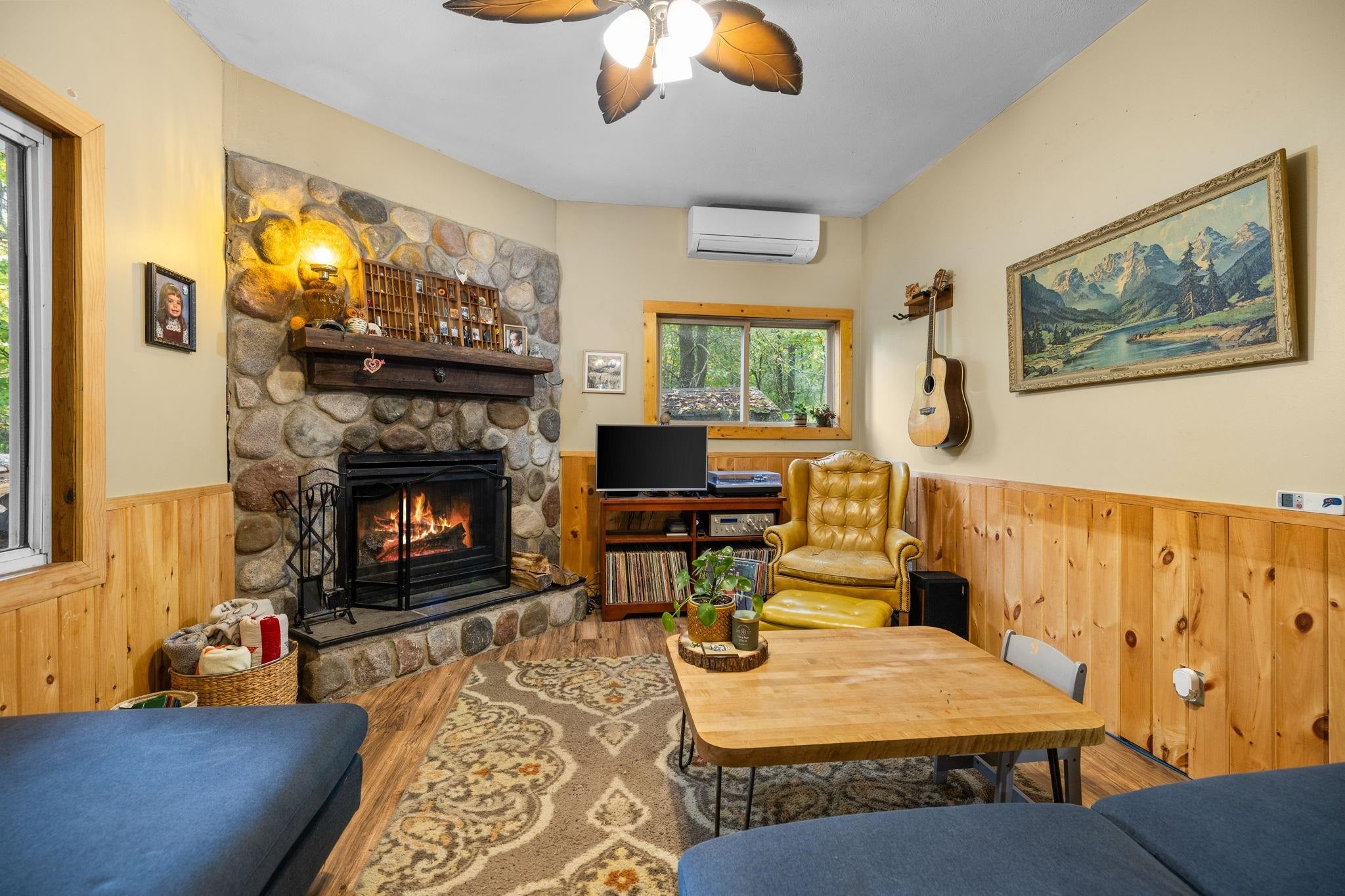 203 S Pioneer Road