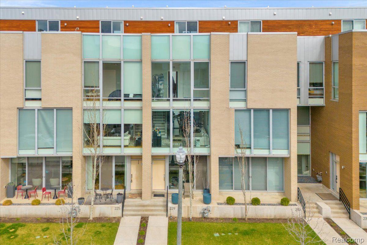 229 Alfred Street