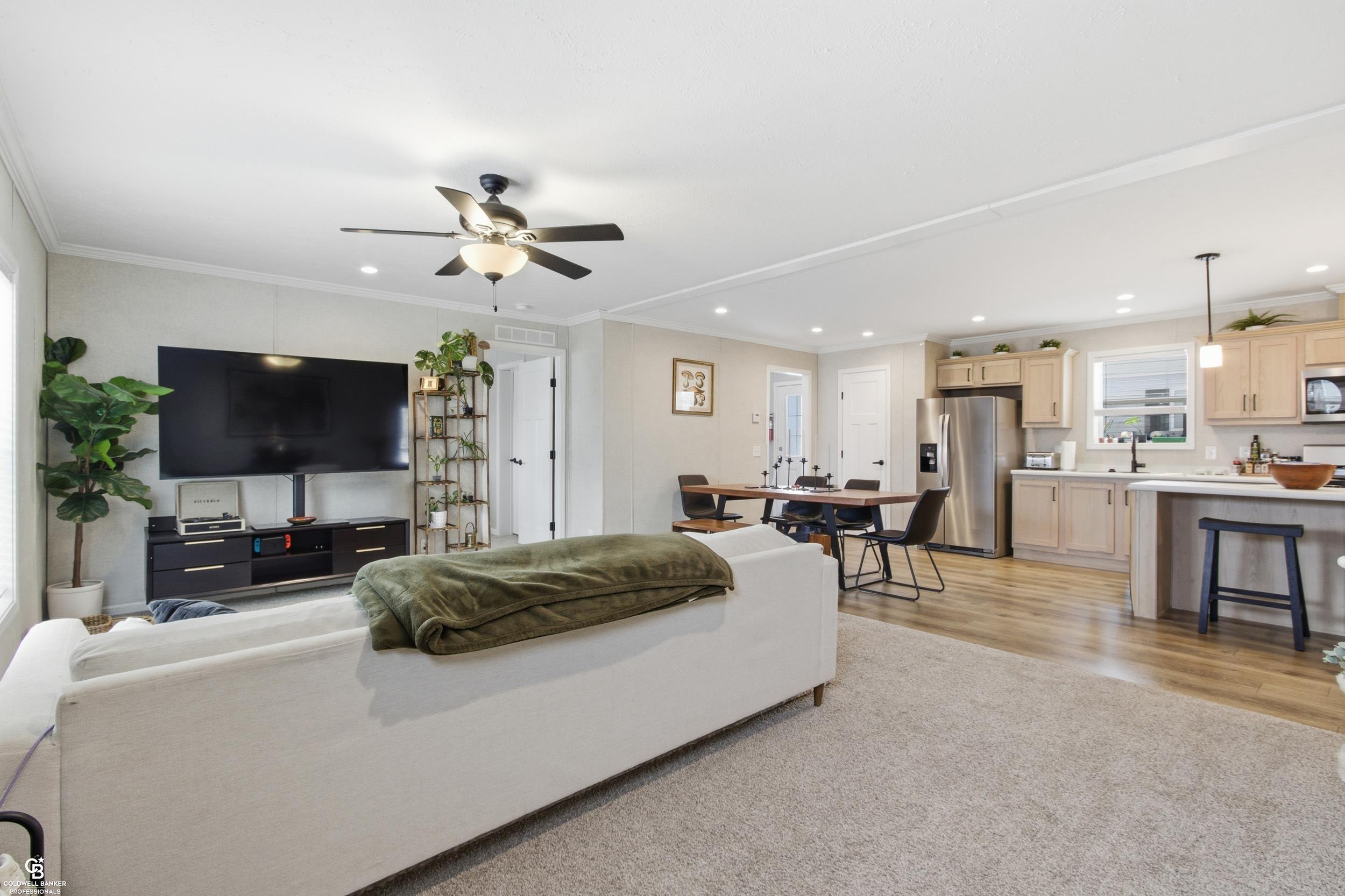 42047 La Roi Dr. Drive