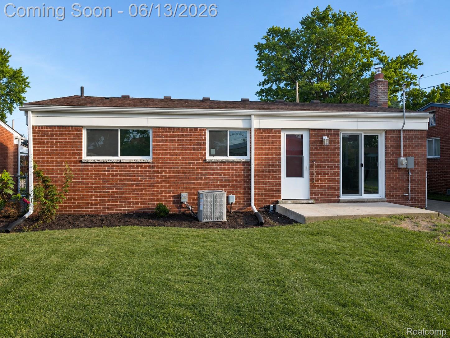 1561 Nottingham Drive