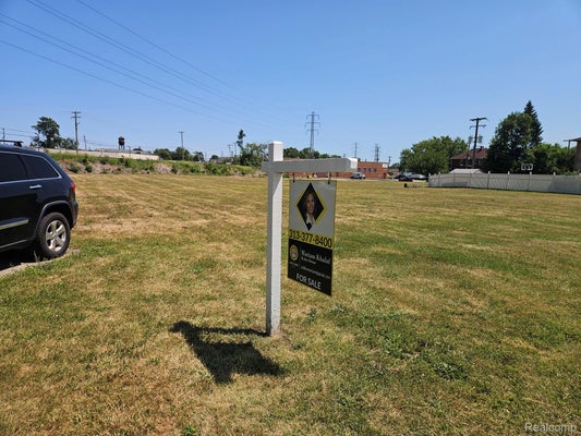 7108 TERNES ST, DEARBORN, MI 48126 - Image 382d79b71fbe09faad196abb32f1e6d7/894981482