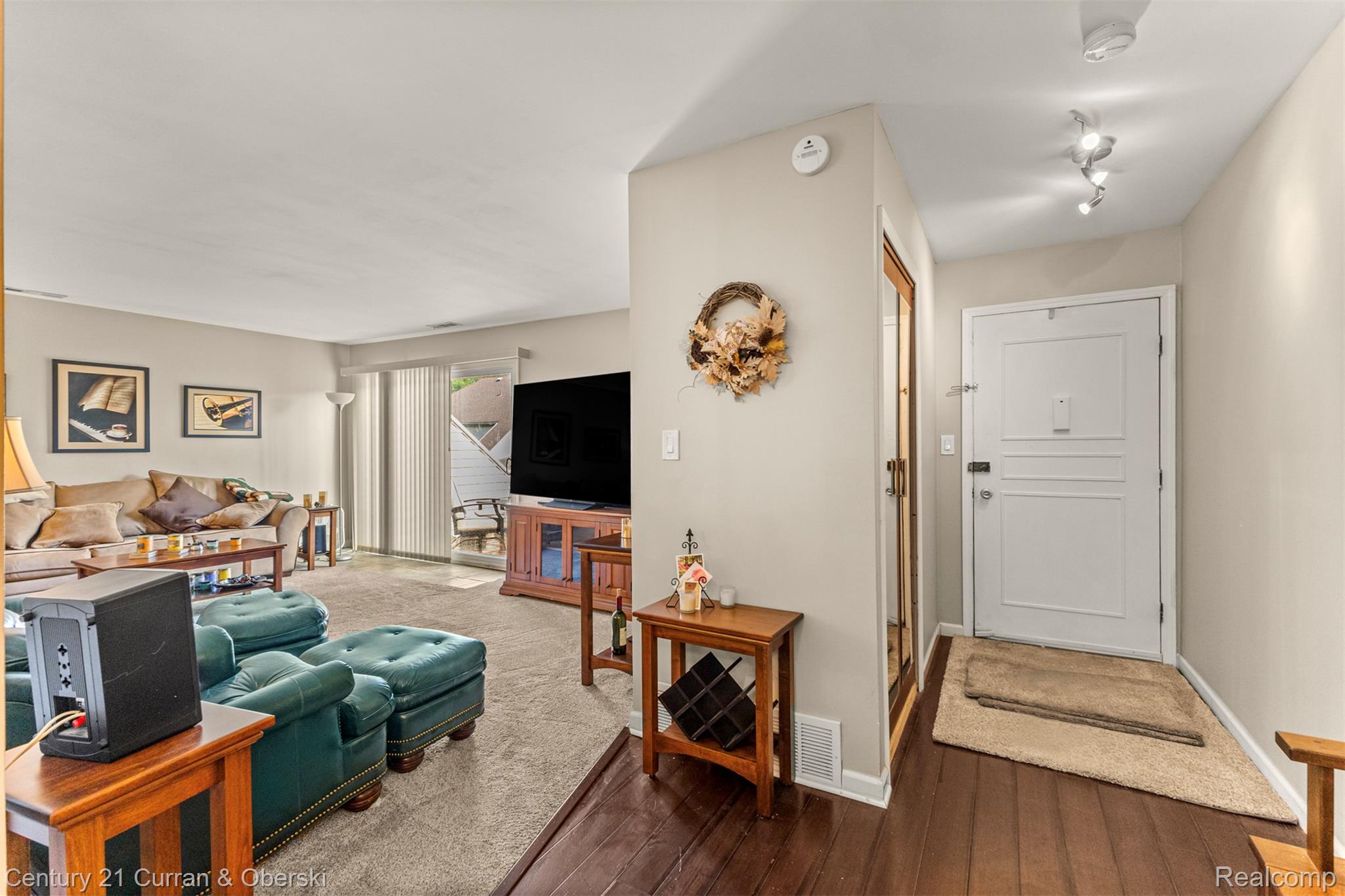 8309 Colony Drive 22
