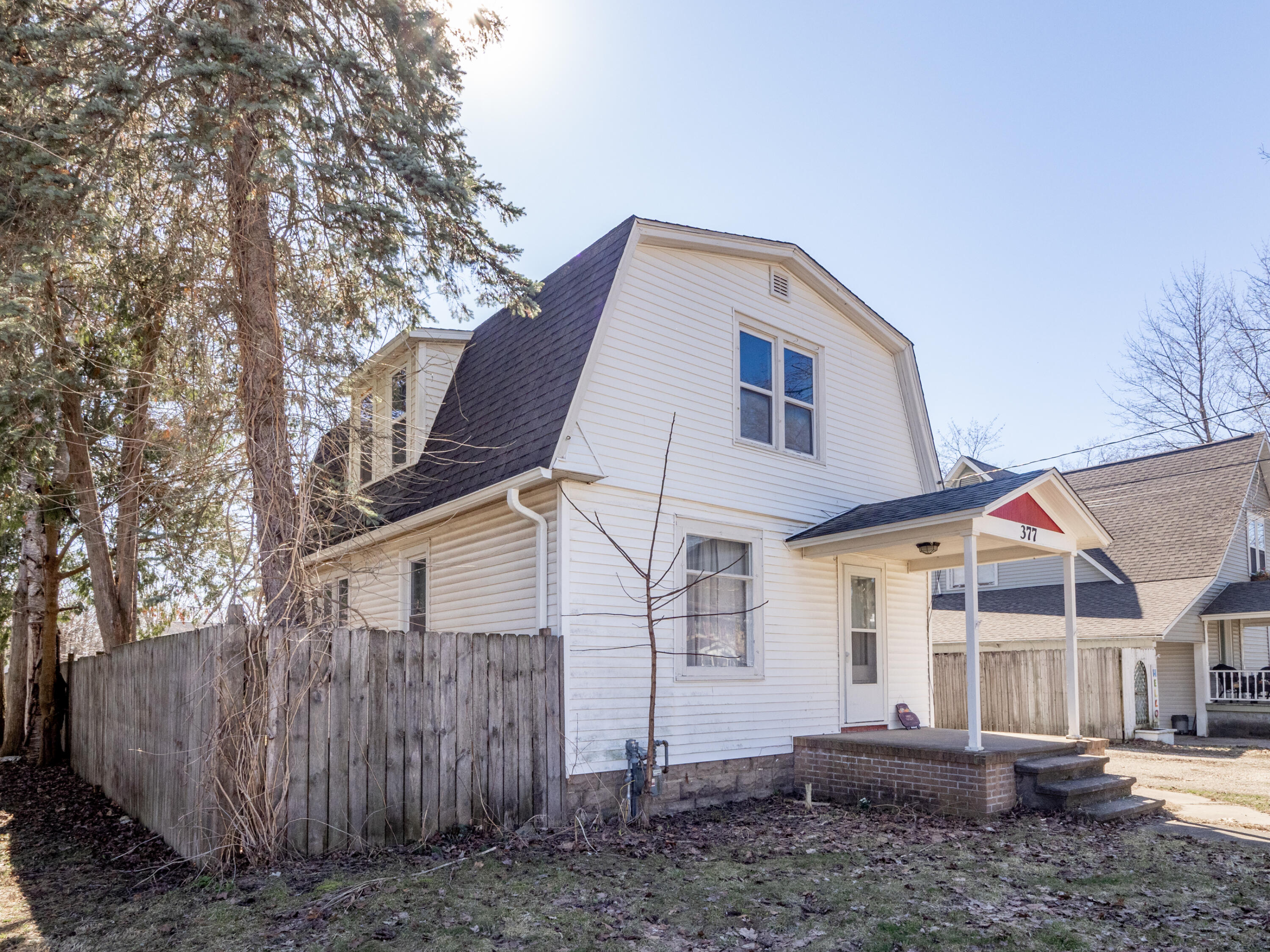 377 W Orleans Street