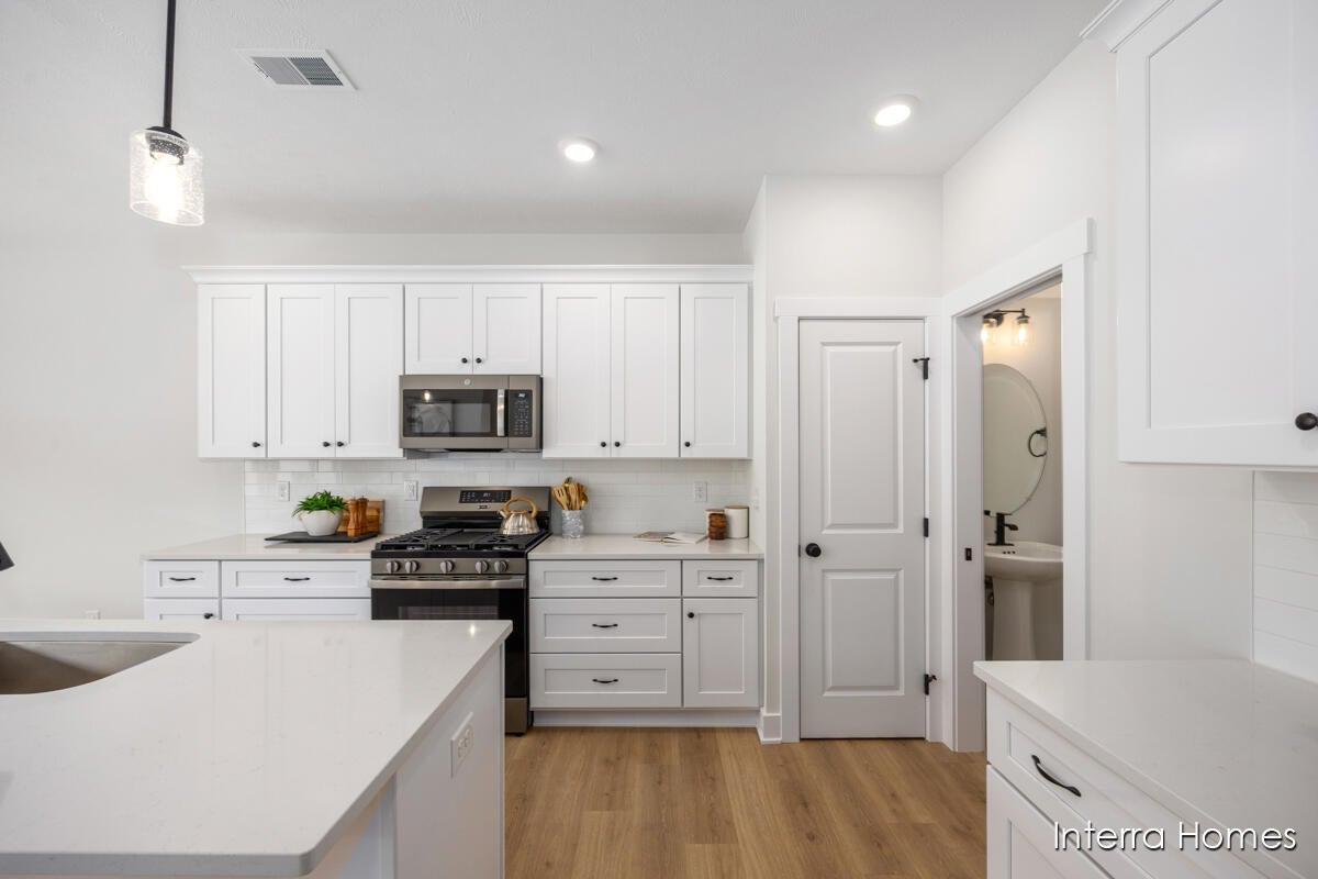 4894 Hidden River Avenue SW 62