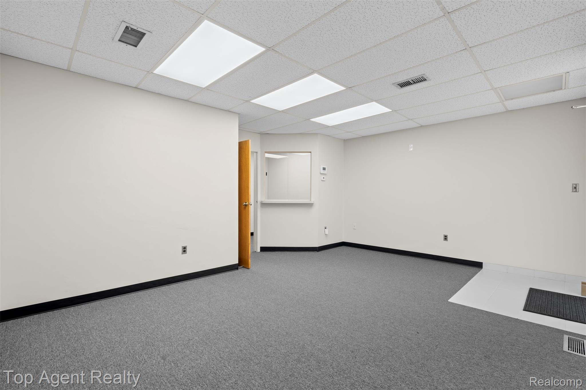 967 Oakwood Drive 967