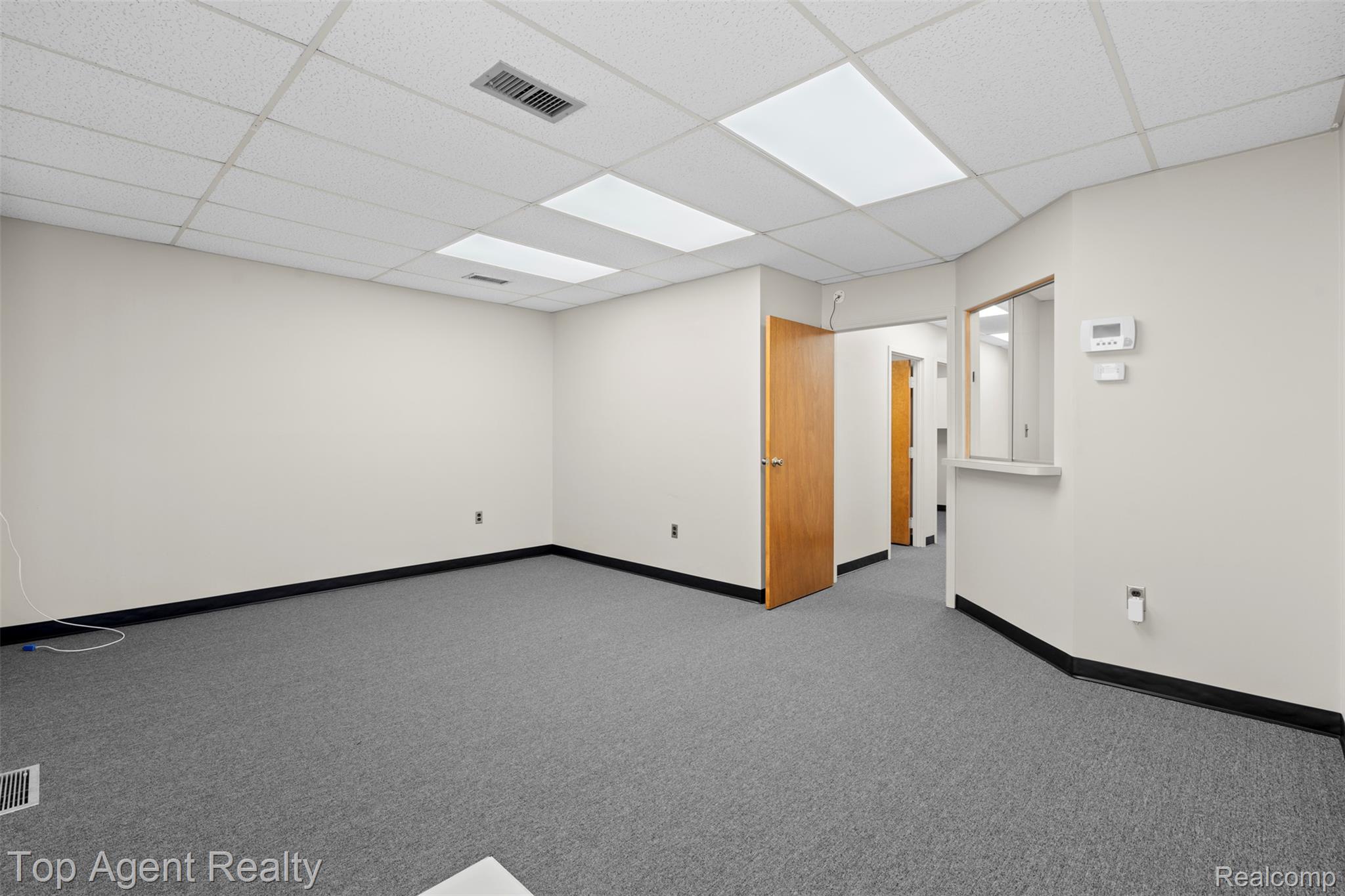 967 Oakwood Drive 967