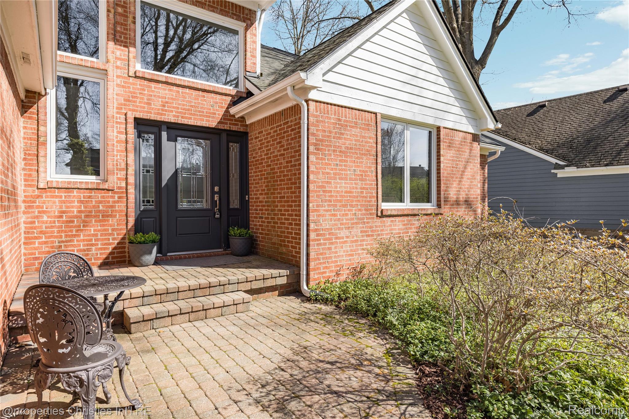 3160 W Ridge Court