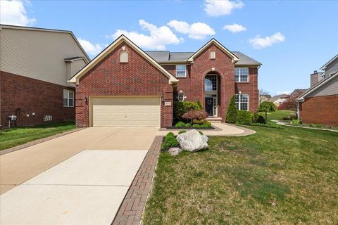 49711 Parkside Drive Northville Township Wayne MI 48168