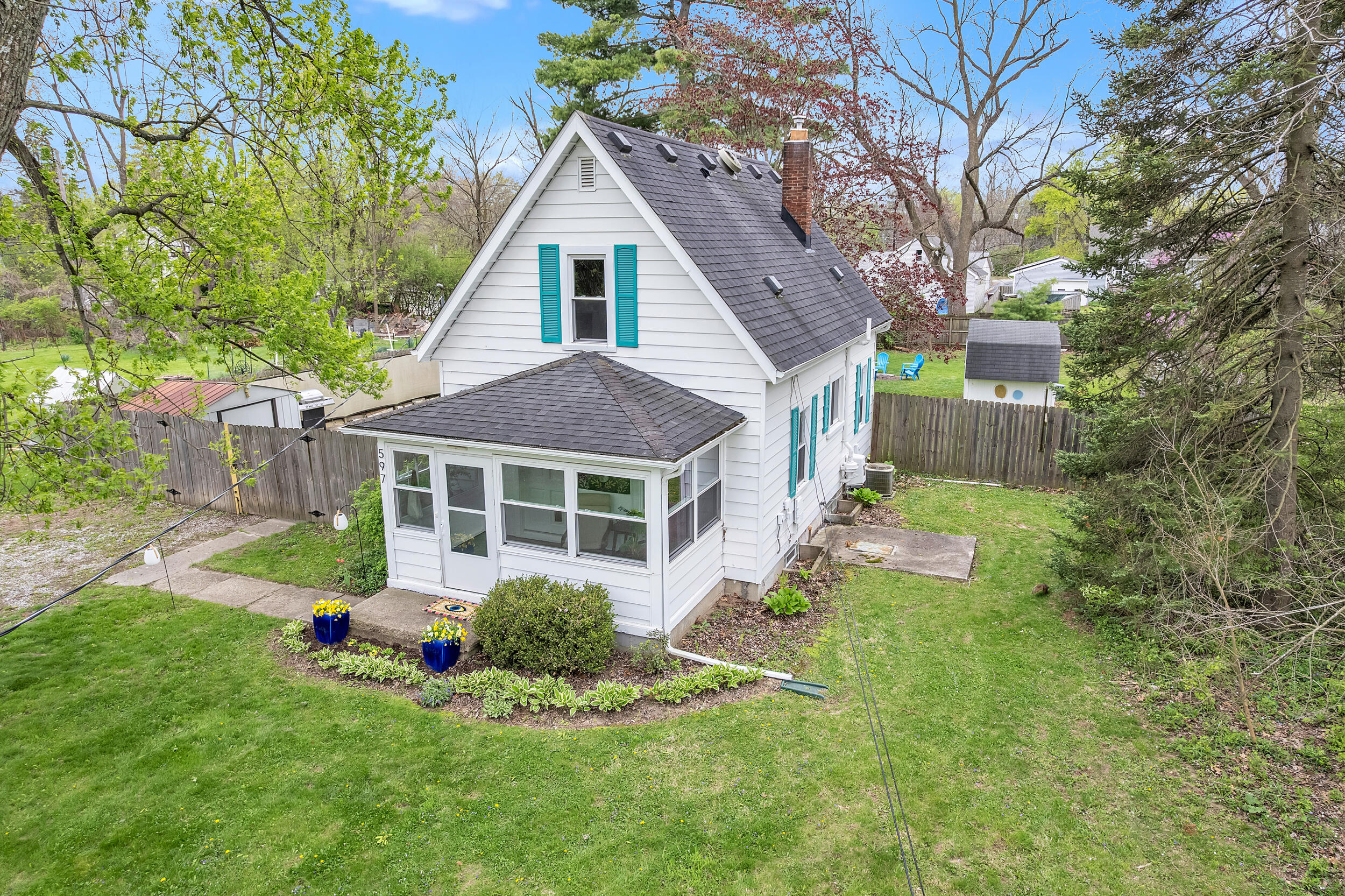 597 Kuehnle Avenue