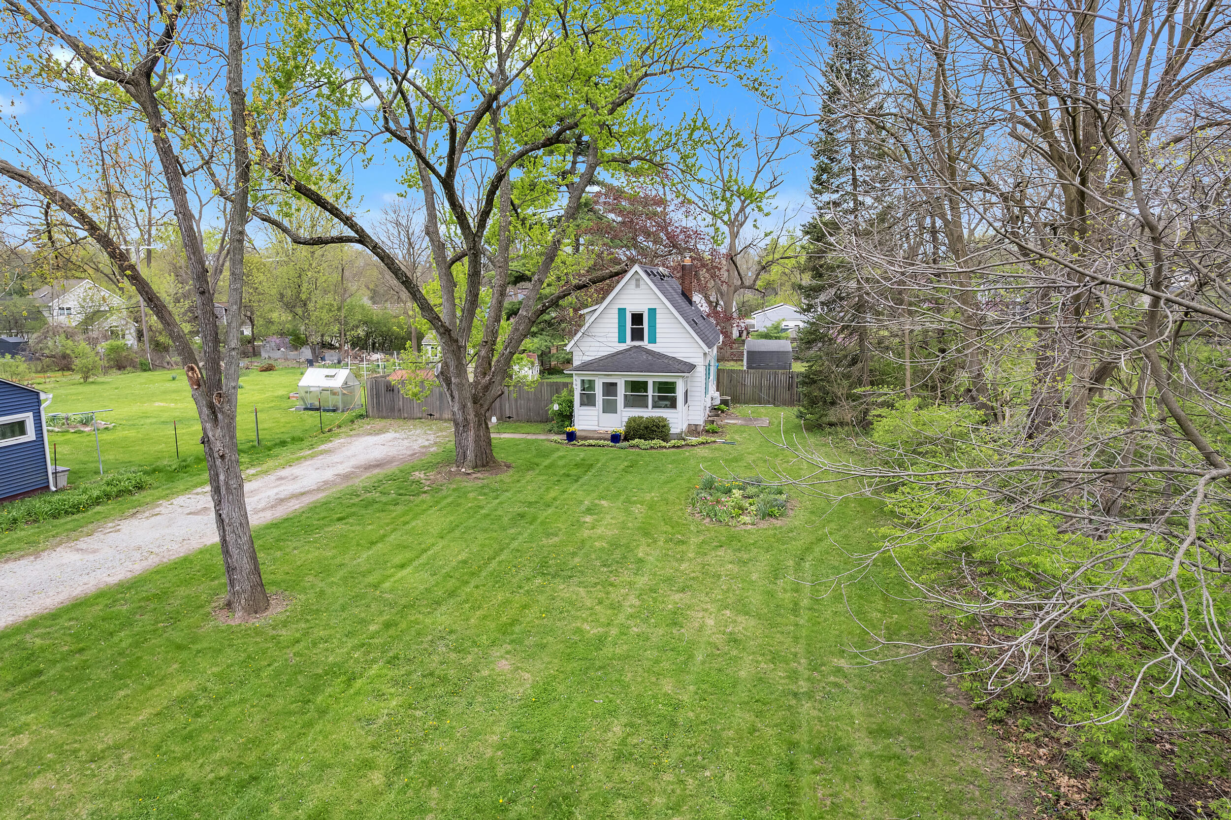 597 Kuehnle Avenue
