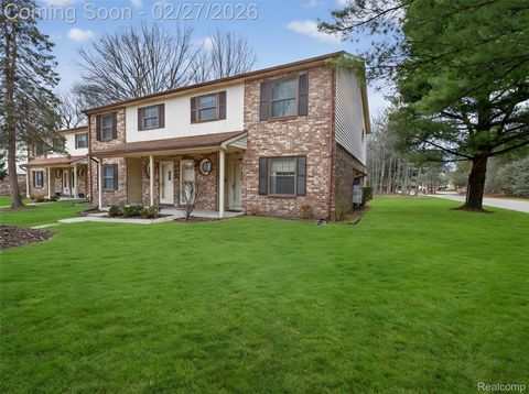 35652 Castlewood Court Westland City MI 48185