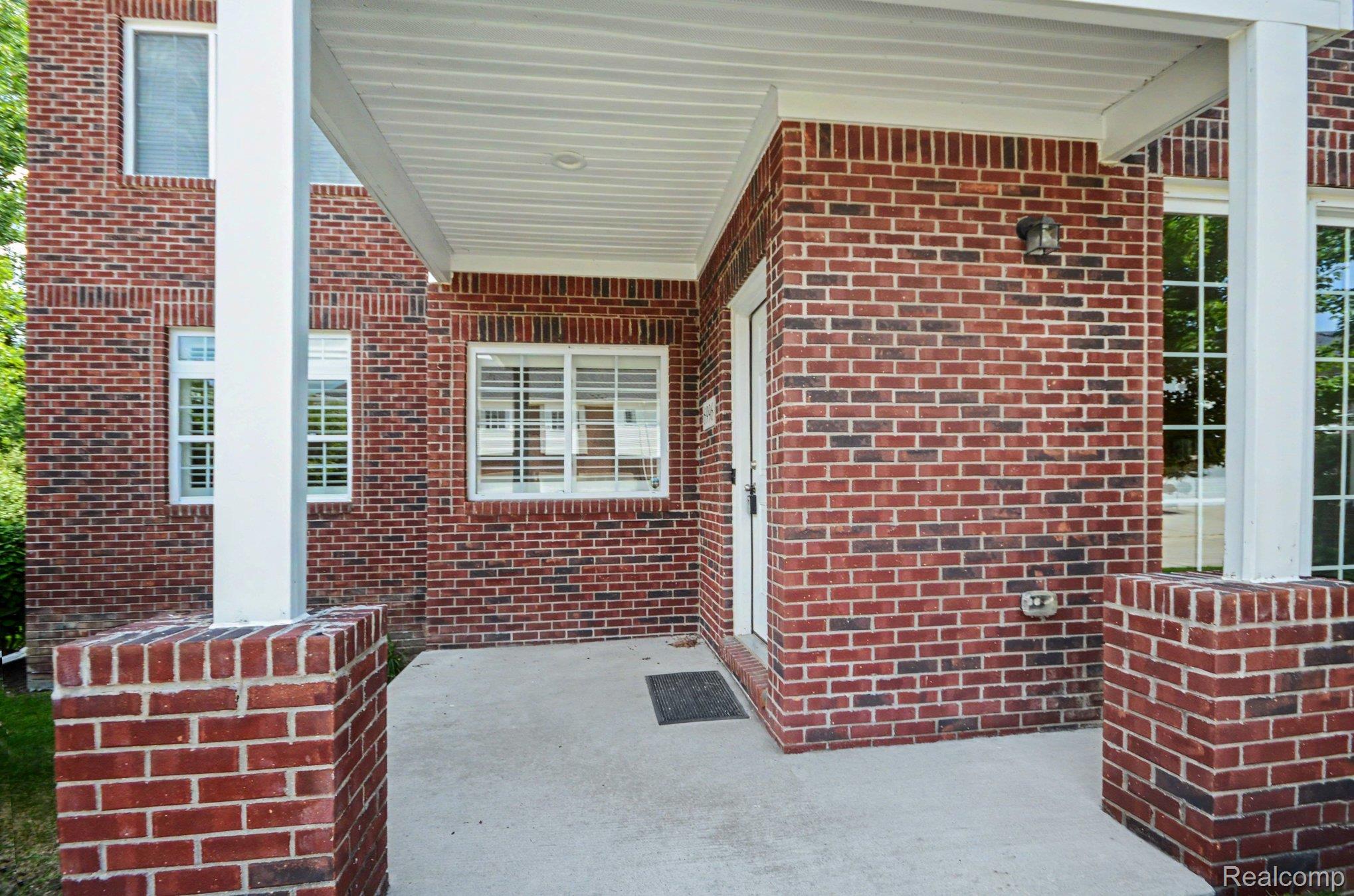 6996 Boulder Pointe Drive