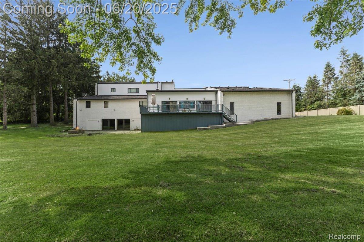 3440 Lone Pine Road