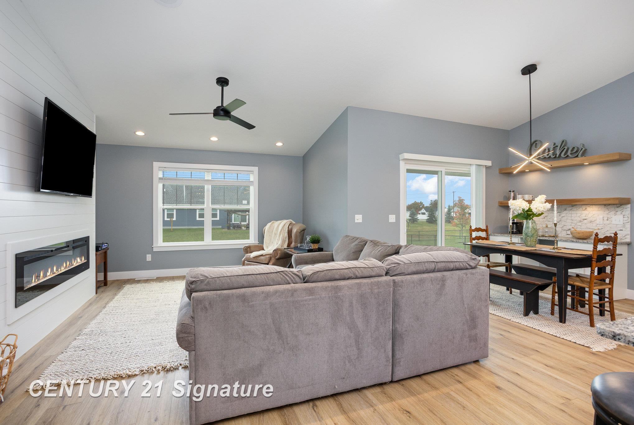 10585 Prairie View Court