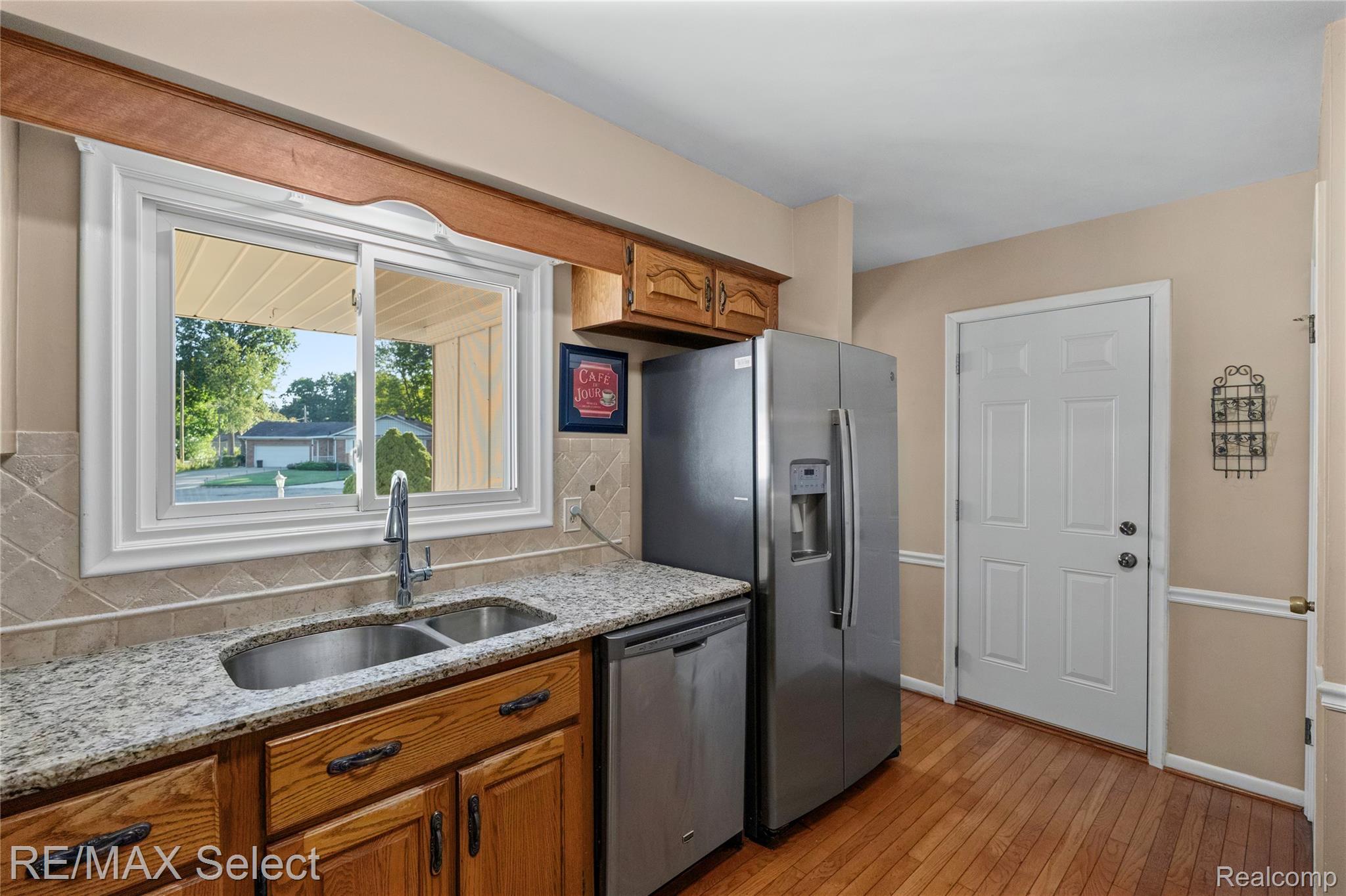 1336 Hidden Oaks Court
