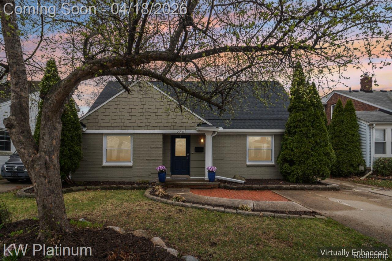 22436 Lakeland Street