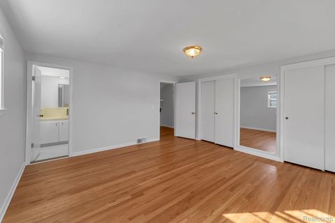 Tiny photo for 4265 Pine Tree Trail, Bloomfield Hills City, MI 48302 (MLS # 20251057948)