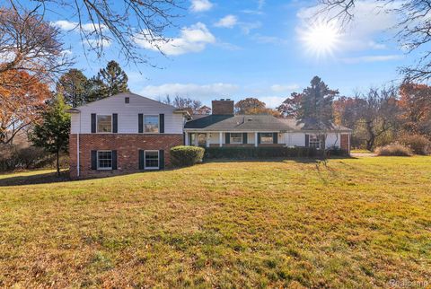 Tiny photo for 4265 Pine Tree Trail, Bloomfield Hills City, MI 48302 (MLS # 20251057948)