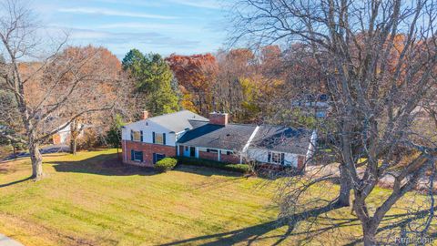 Tiny photo for 4265 Pine Tree Trail, Bloomfield Hills City, MI 48302 (MLS # 20251057948)