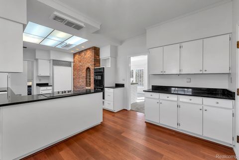 Tiny photo for 4265 Pine Tree Trail, Bloomfield Hills City, MI 48302 (MLS # 20251057948)