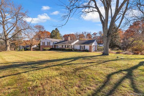 Tiny photo for 4265 Pine Tree Trail, Bloomfield Hills City, MI 48302 (MLS # 20251057948)