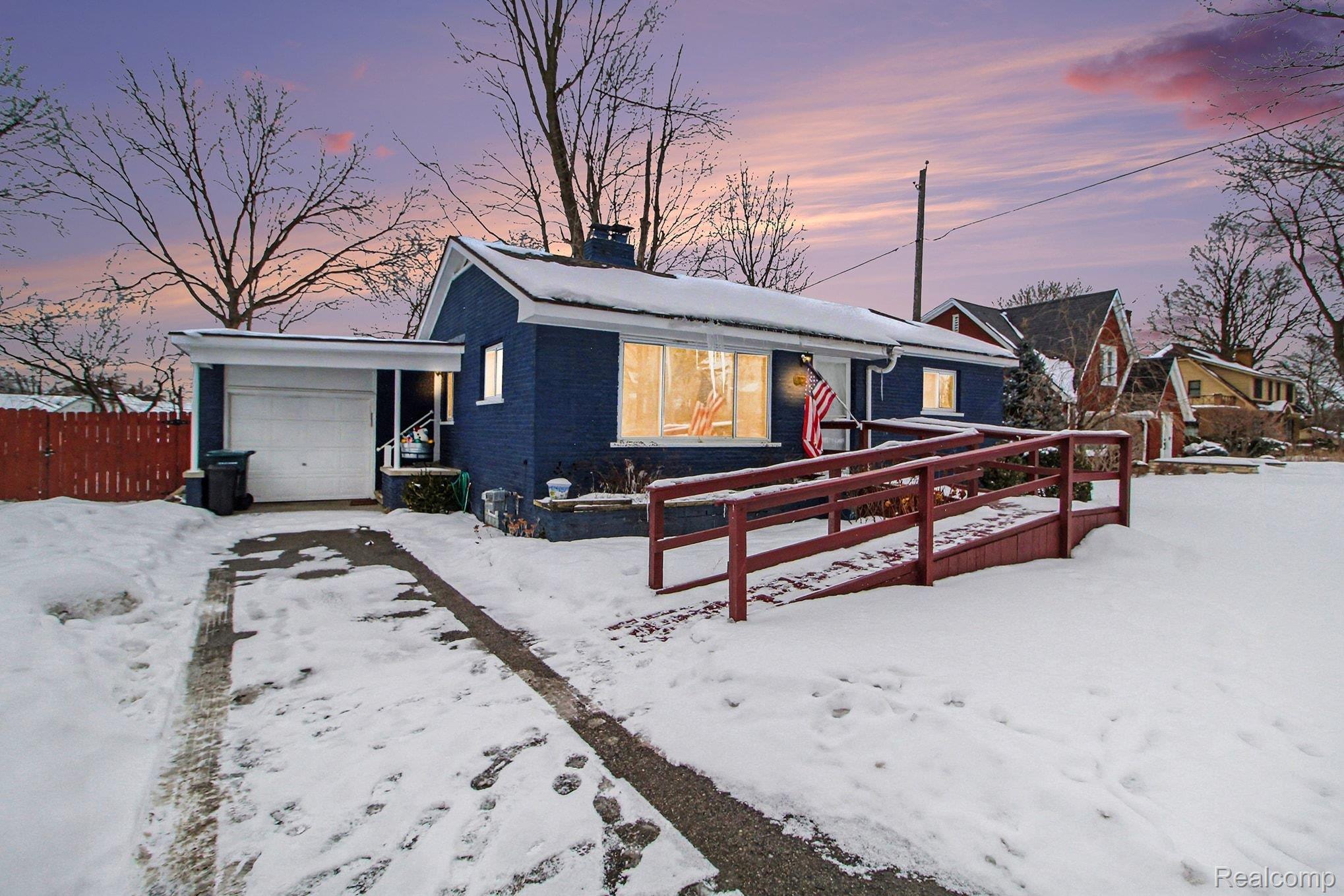 41890 E Ann Arbor Trail