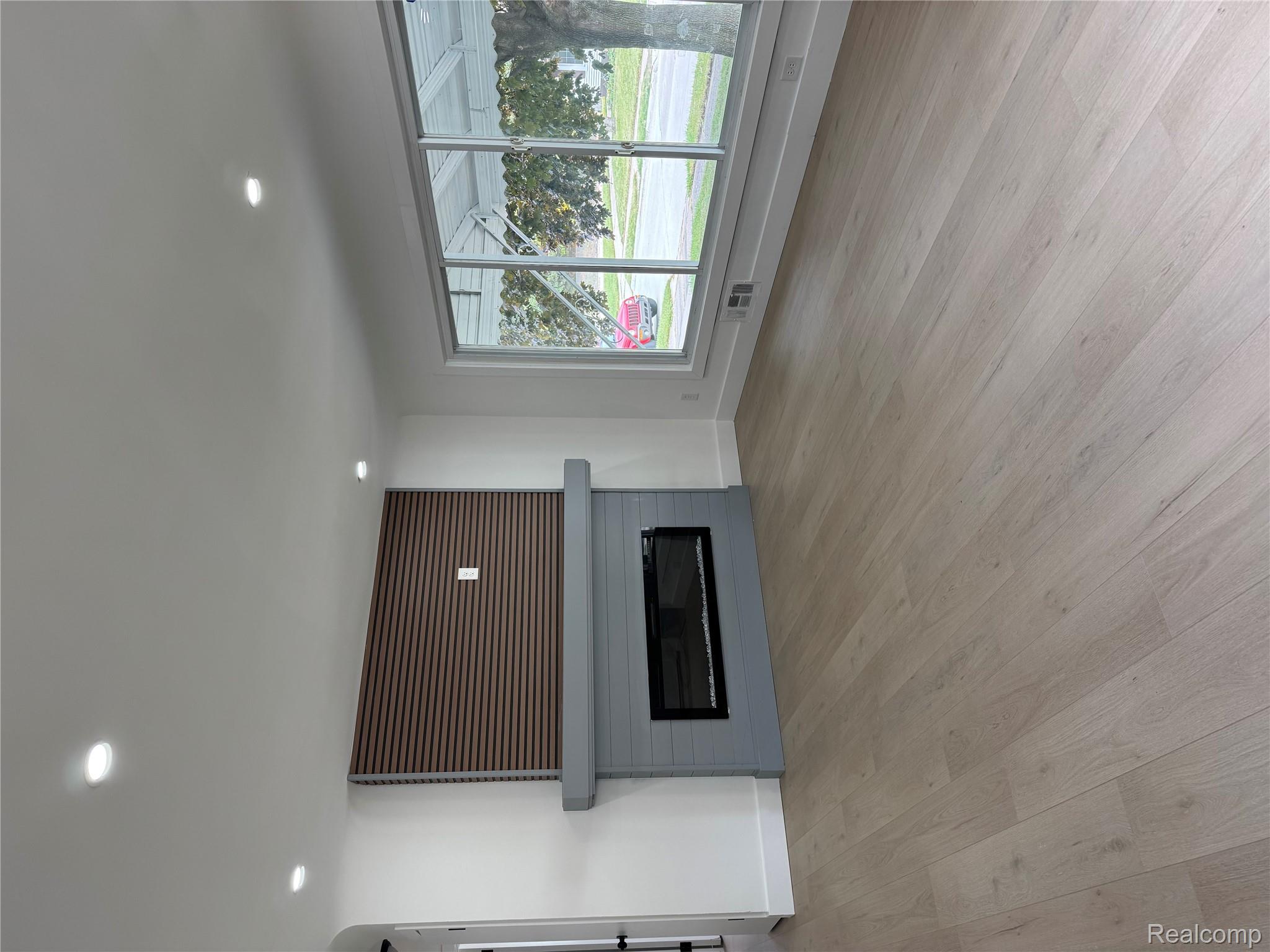 26815 Waldorf Street