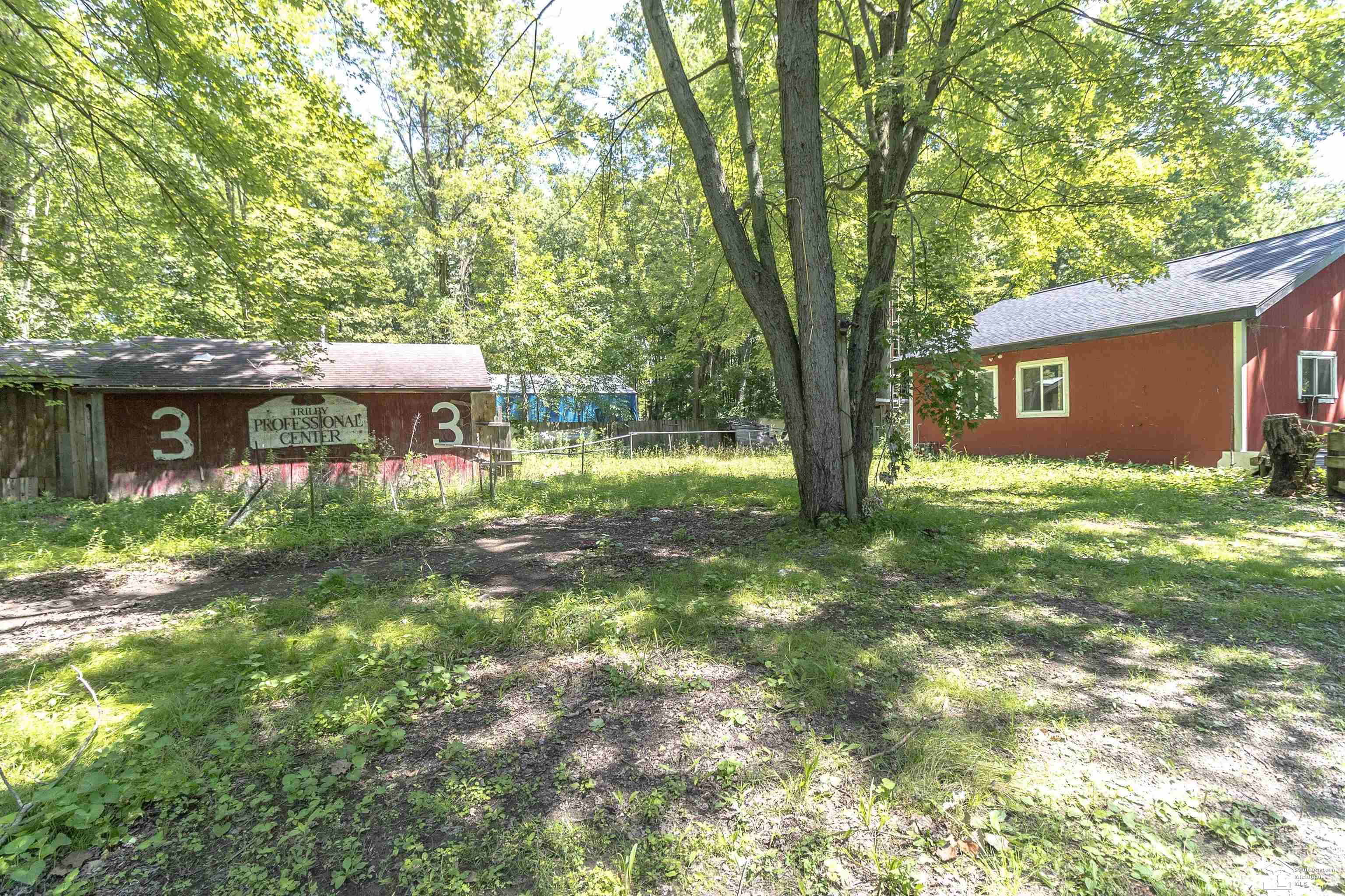 8438 Adler Road