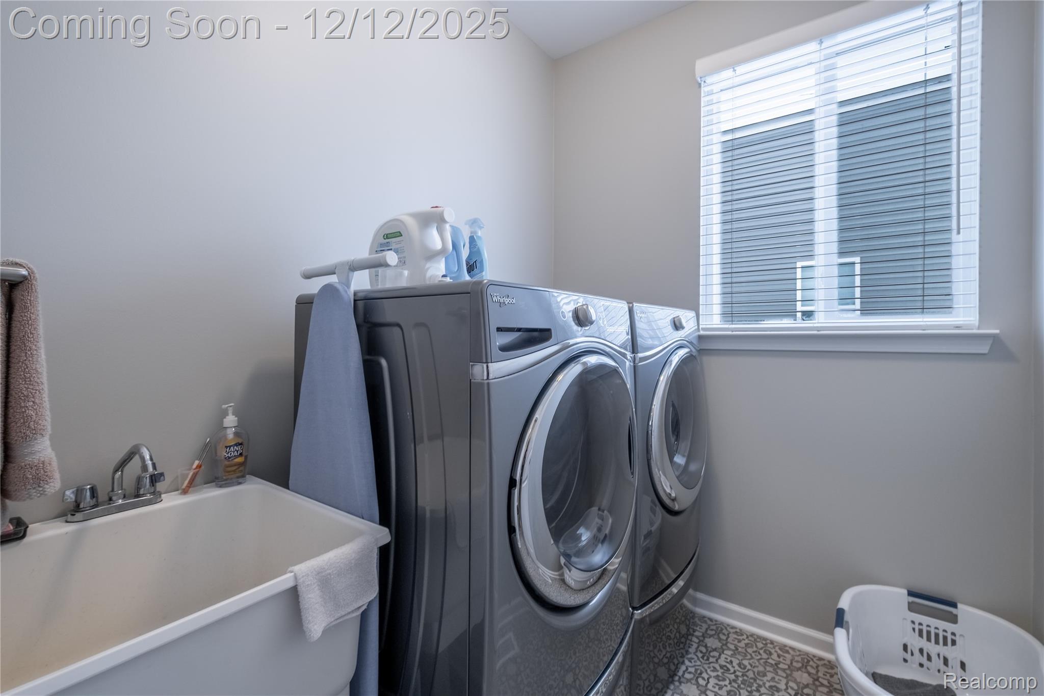 Howell, Michigan 48843, United States, 3 Bedrooms Bedrooms, ,2 BathroomsBathrooms,Residential,Active,252522