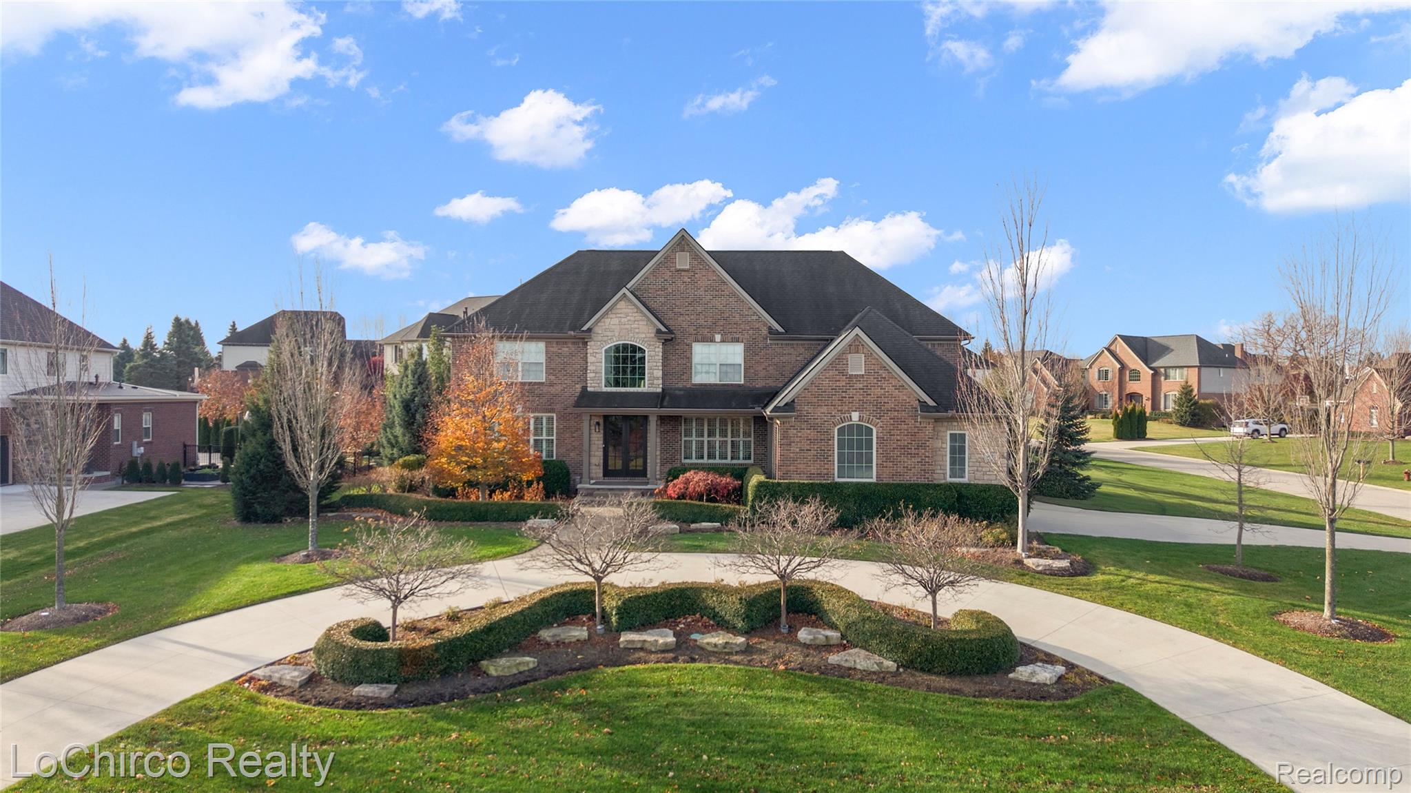 3625 N Century Oak Circle N