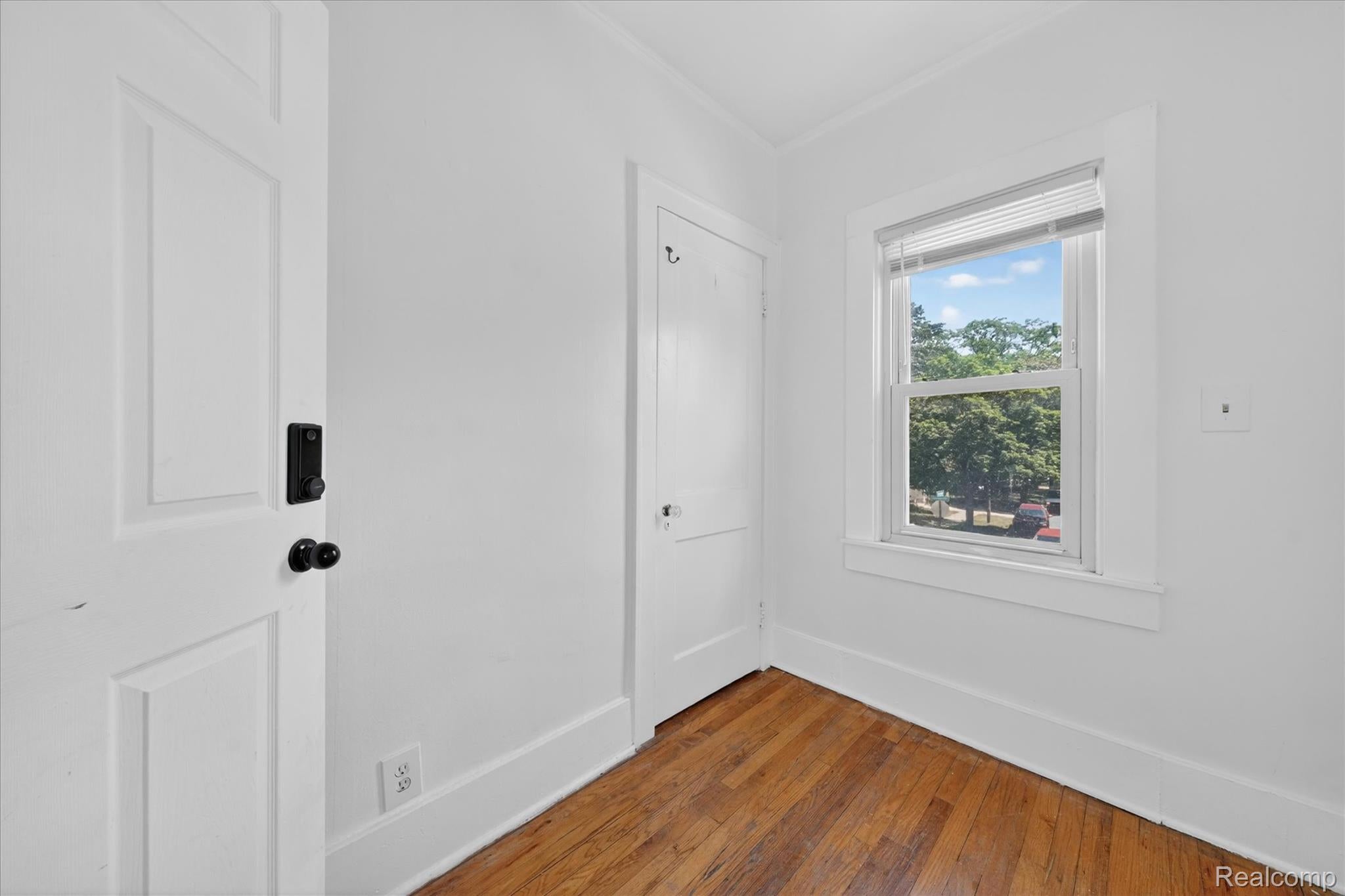 351 Edgewood Place