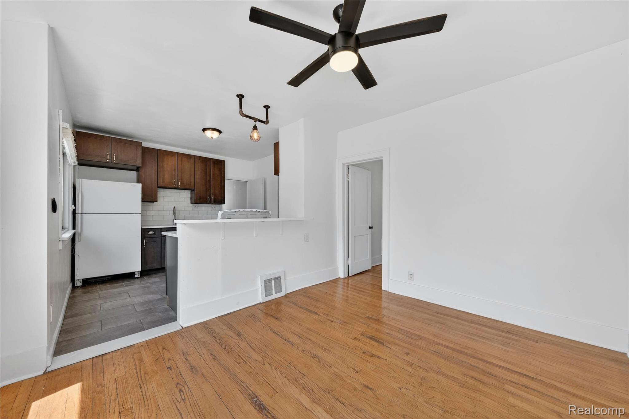 351 Edgewood Place