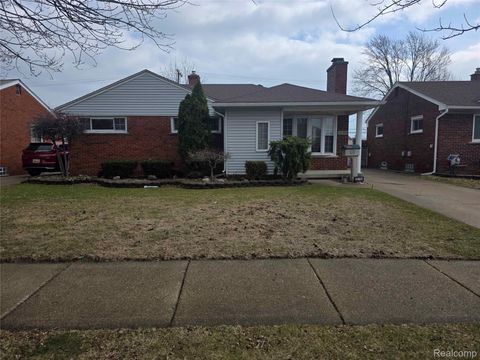 25784 Collingwood Street Roseville City MI 48066