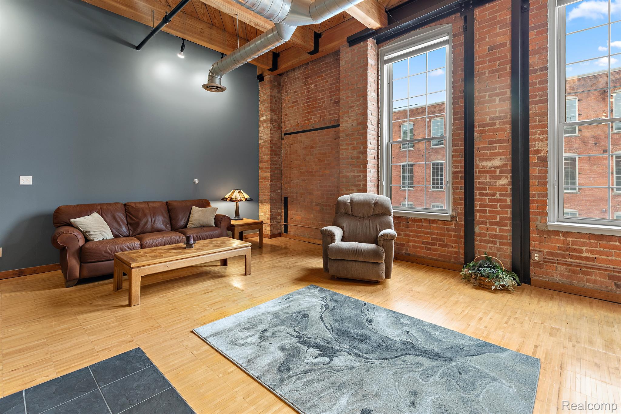 Detroit, Michigan 48207, United States, 1 Bedroom Bedrooms, ,1 BathroomBathrooms,Residential,Active,1090