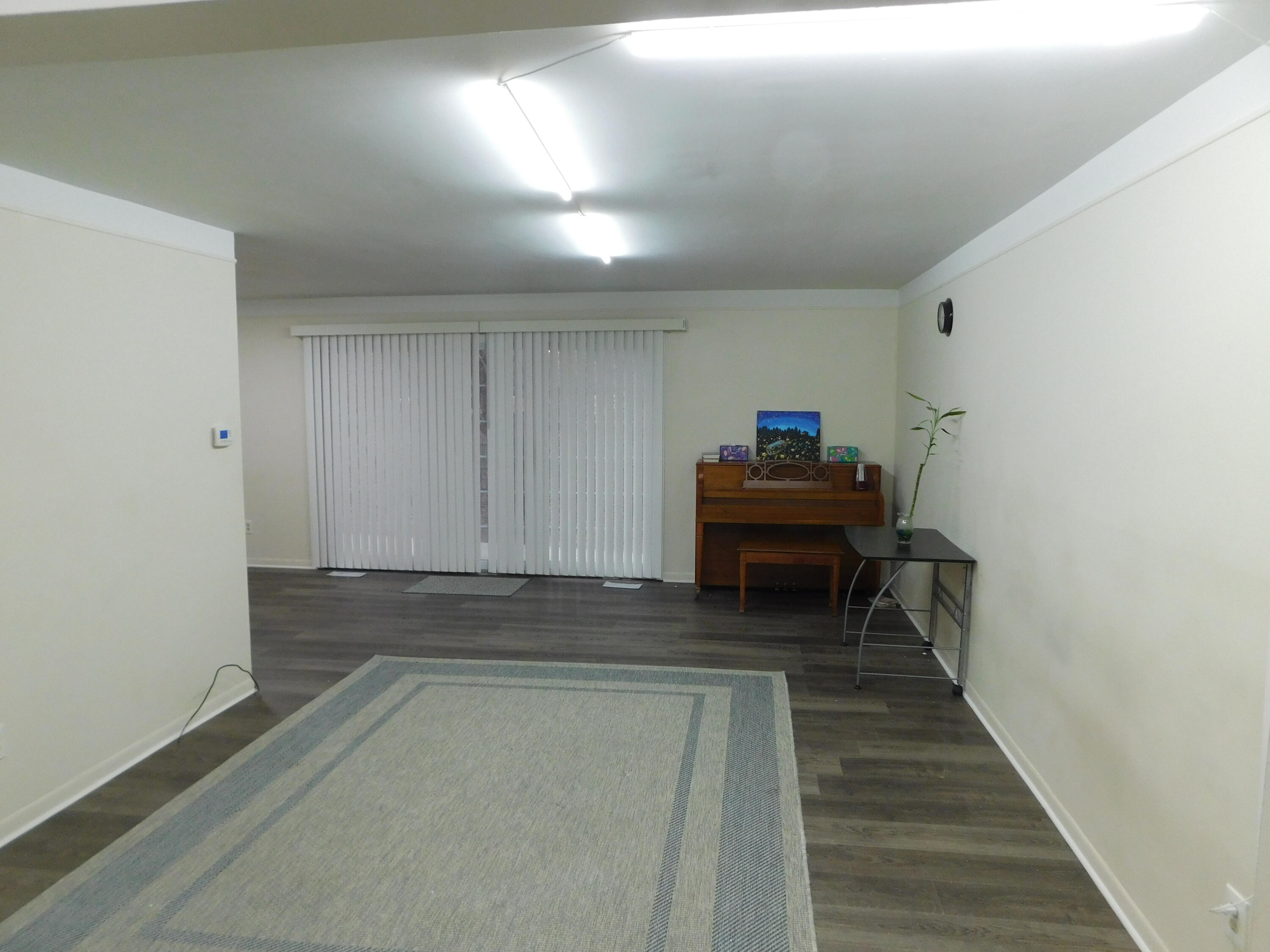 448 Fox Hills Drive S 3