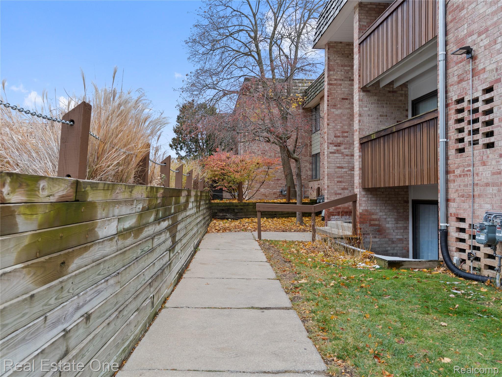 2124 Pauline Boulevard 307